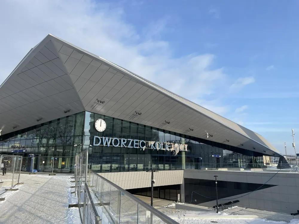 Olsztyn Gł&oacute;wny dworzec kolejowy i autobusowy