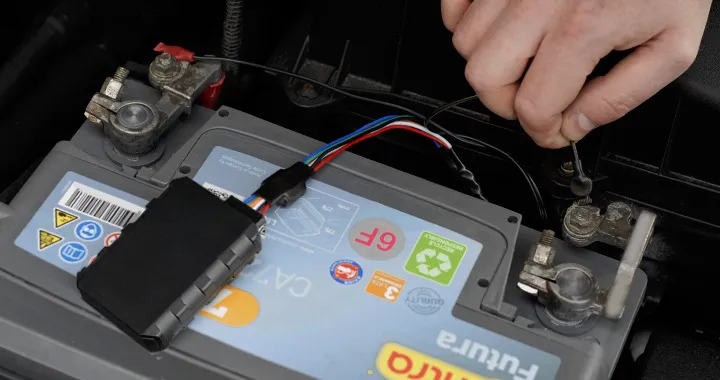 montaż gps podwozie samochodu wodoodporny