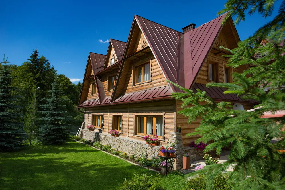 Szarotka Bukowina Tatrzańska dom góralski z ogrodem