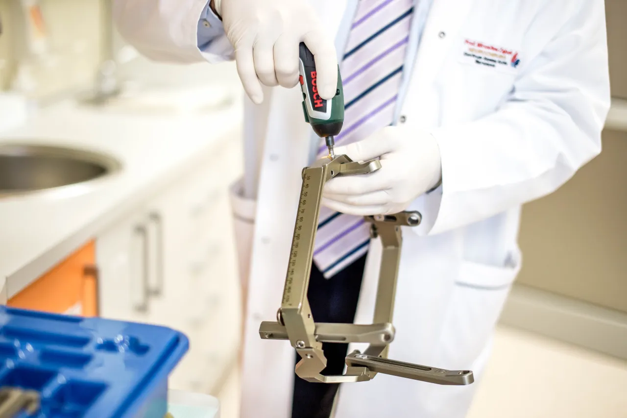 Centrum Gamma Knife Warszawa ul. Kondratowicza 8