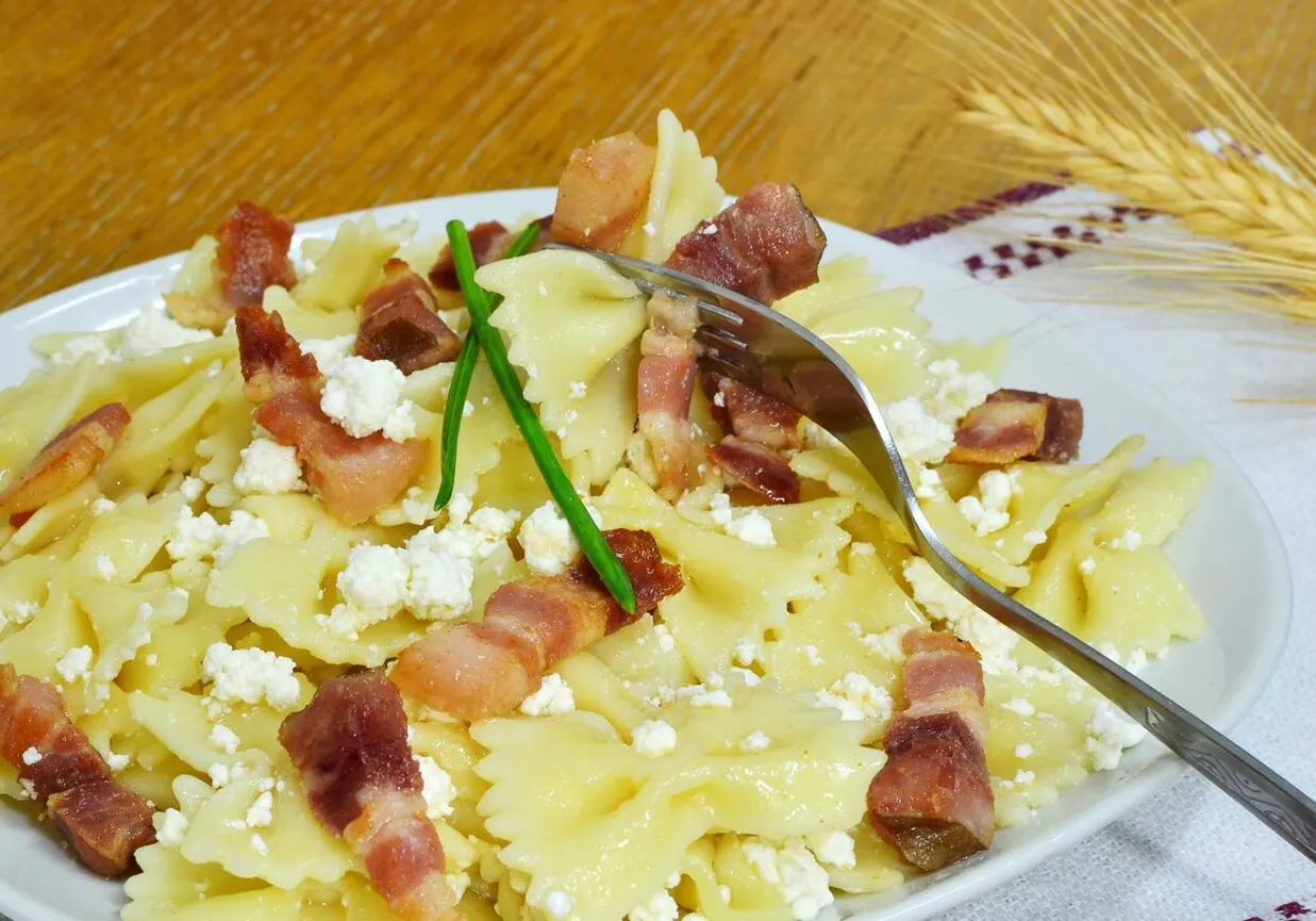 Makaron z serem na słodko dzieciństwo