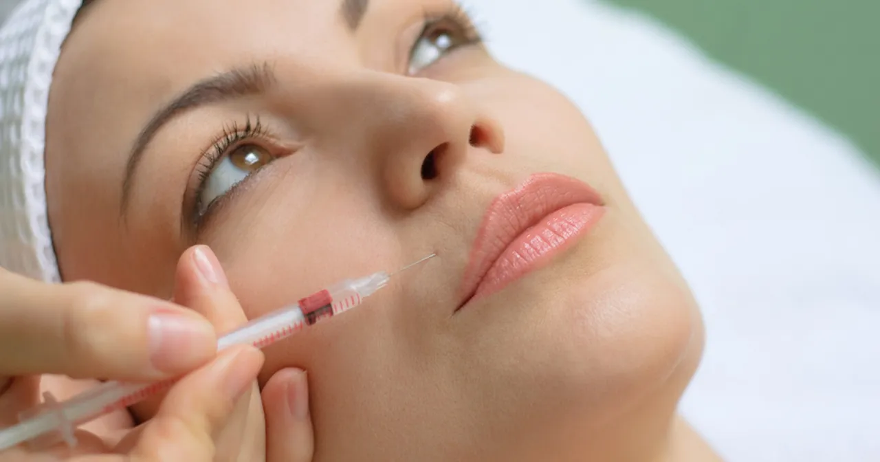 kwas hialuronowy kosmetyki vs zabiegi medycyna estetyczna