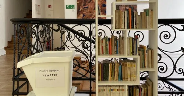 Regał bookcrossingowy w Szczecinie