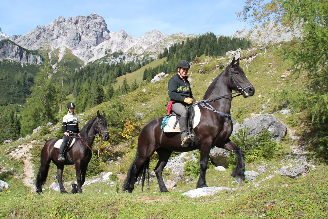 Wandern Reiten deutsche Berge