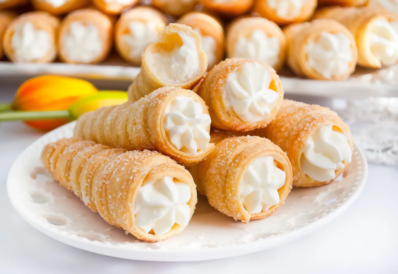 Rurki z bitą śmietaną chrupiące