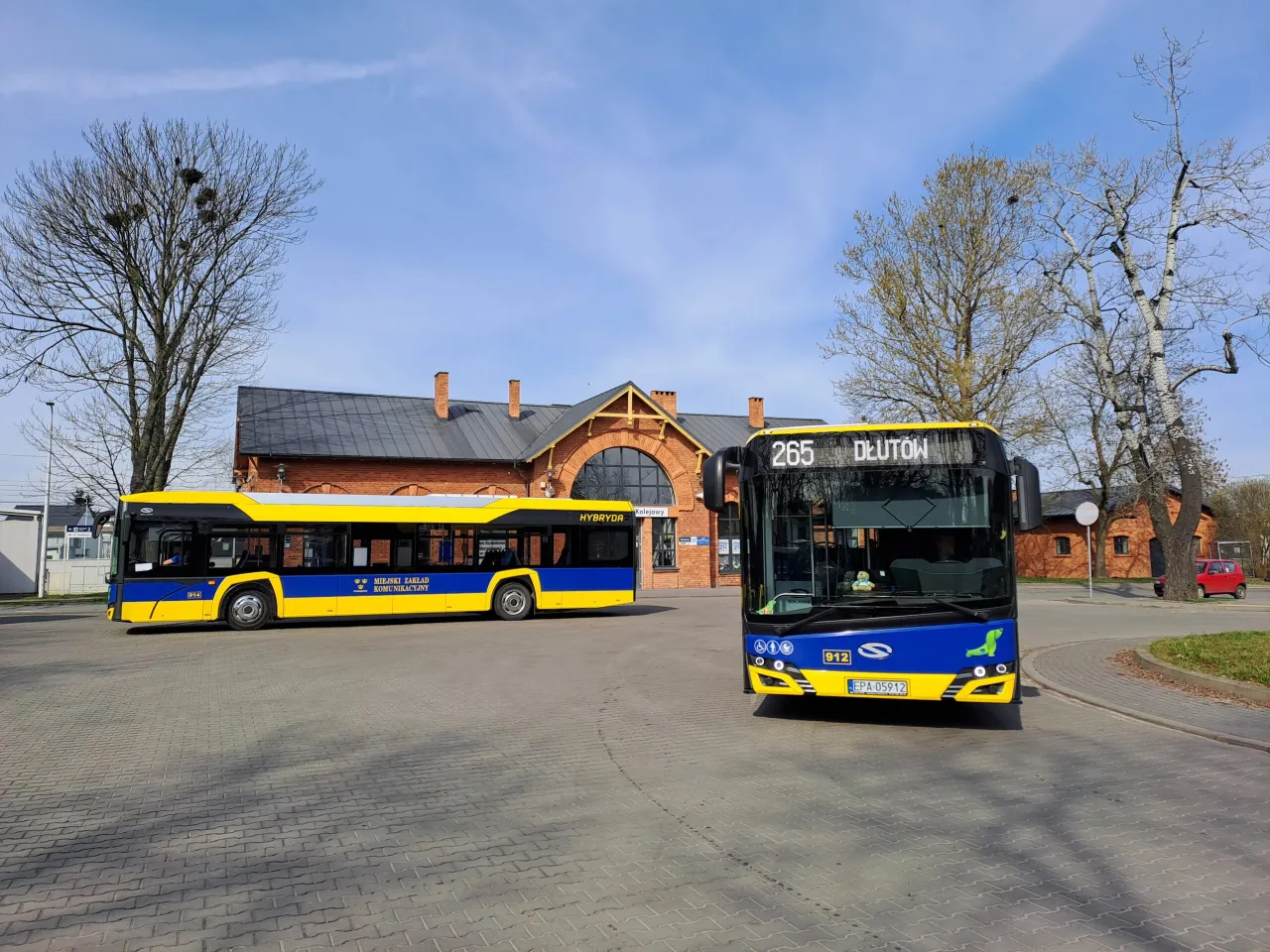 rozkład jazdy PKS Ł&oacute;dź Dłut&oacute;w