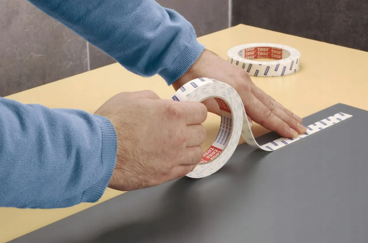 Taśma dwustronna do luster Tesa Powerbond