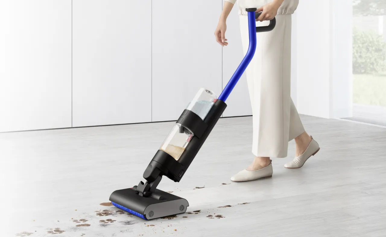 Dyson Wash G1 cleaning vs Hizero self-cleaning