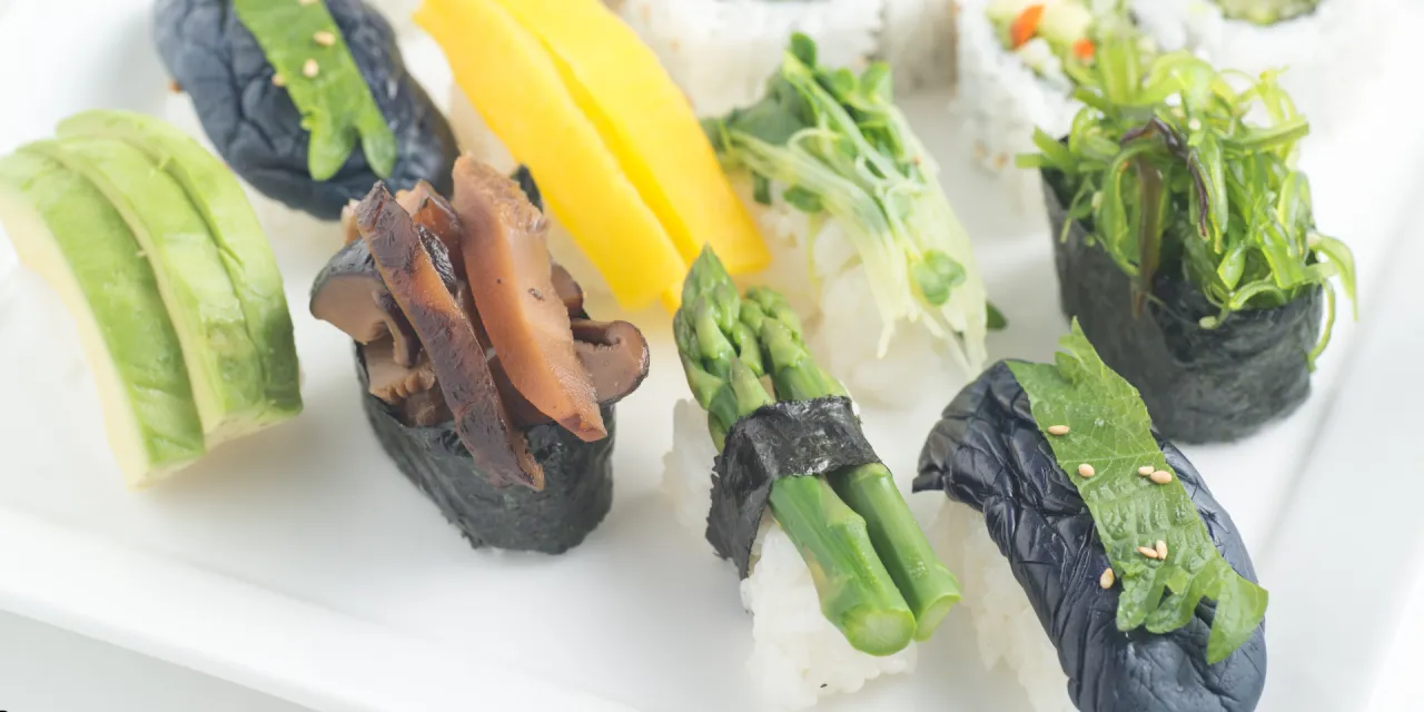 lekkostrawne sushi przykłady