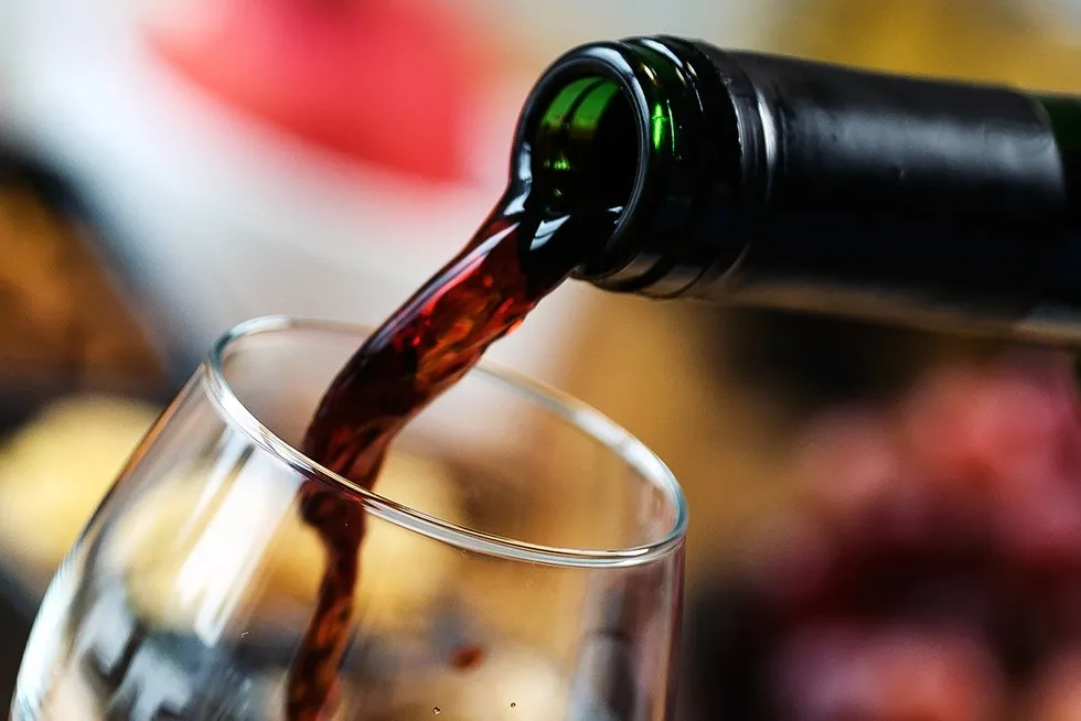 klarowne wino a mętne wino