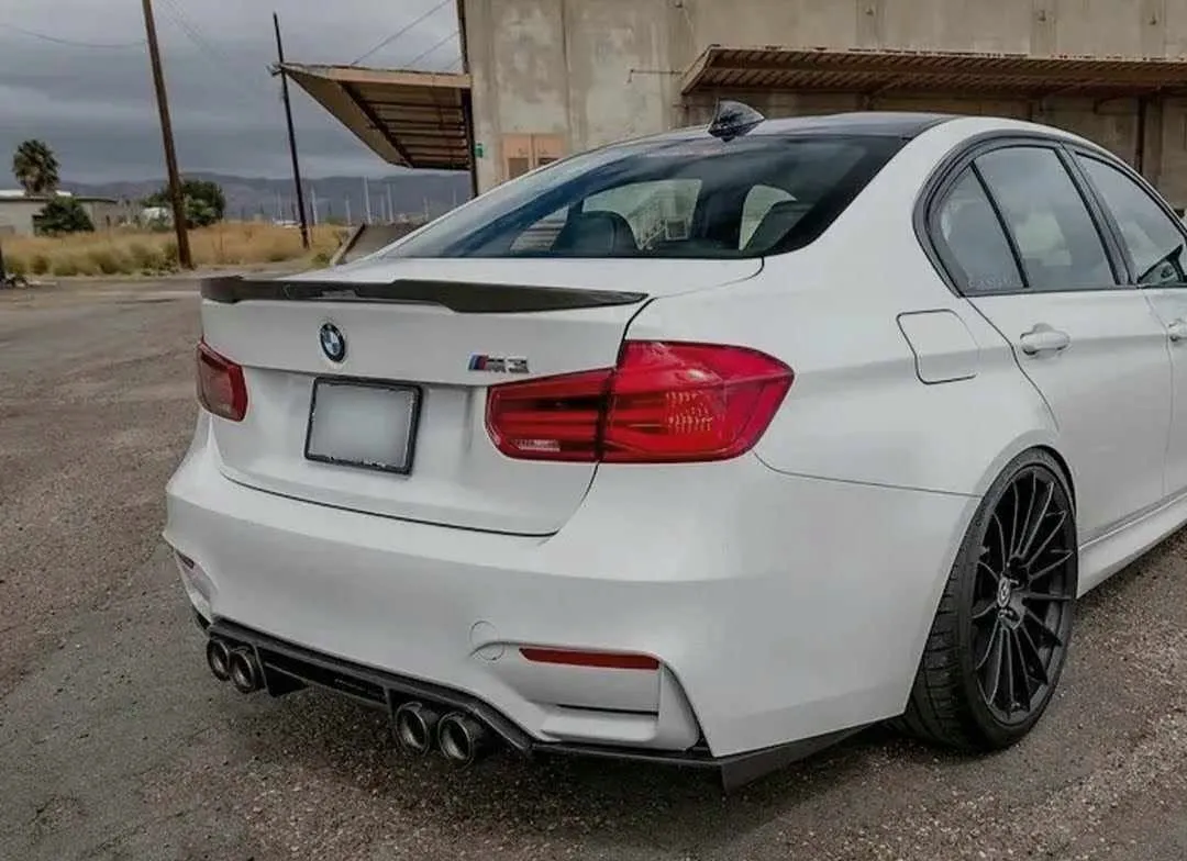 BMW F30 spoiler M4 look