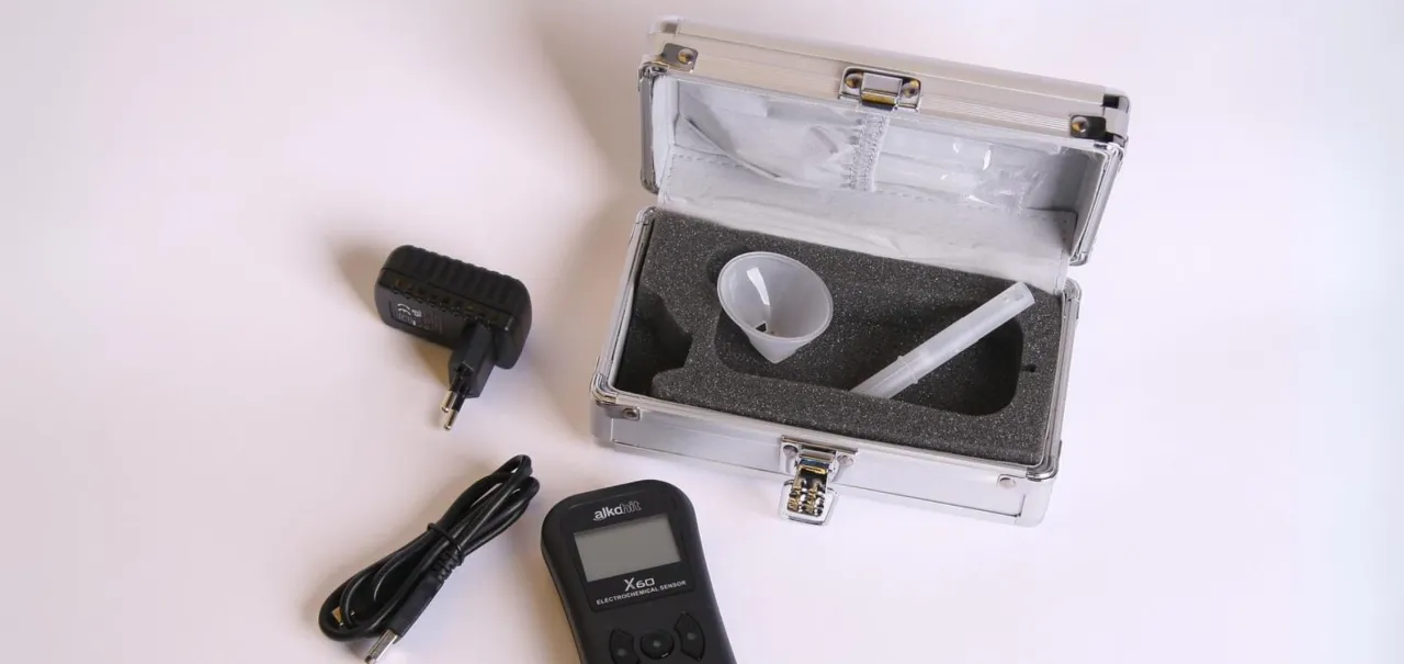 Różnice sensory alkomatów półprzewodnikowy elektrochemiczny