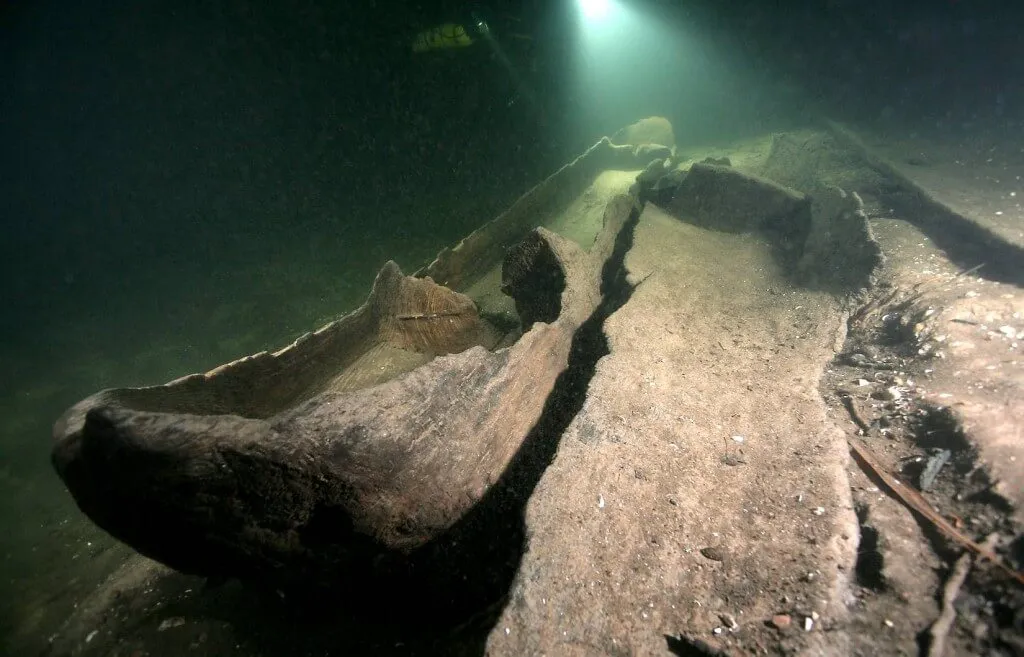 nurkowanie jezioro Hańcza pod wodą
