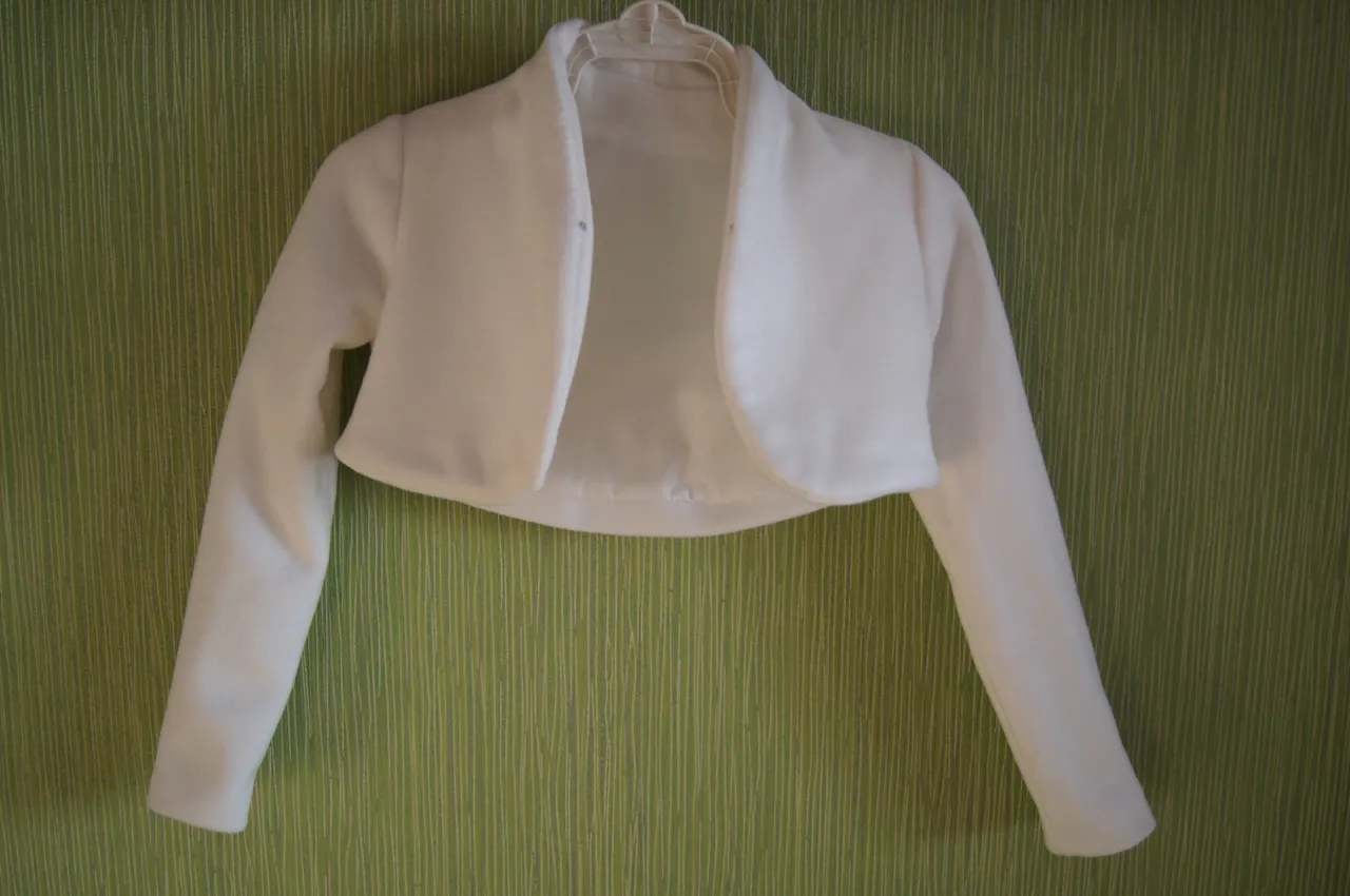 szycie bolerka dla dziewczynki