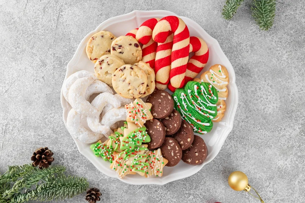 różne kształty ciastek kruchych do dekoracji