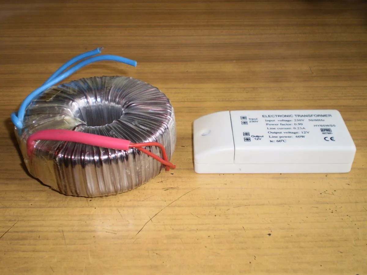 Transformator toroidalny vs EI schemat