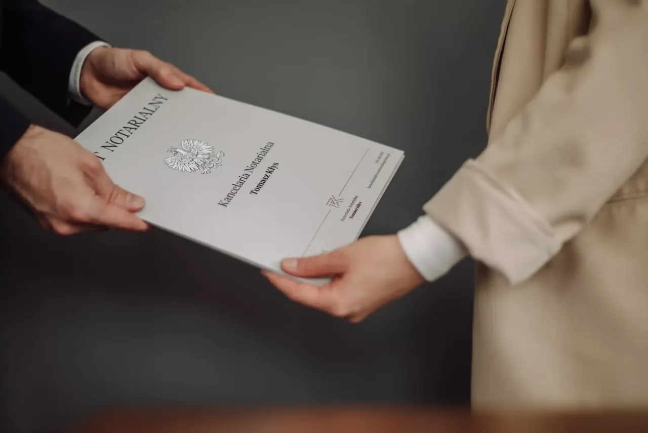 notariusz testament akt poświadczenia dziedziczenia