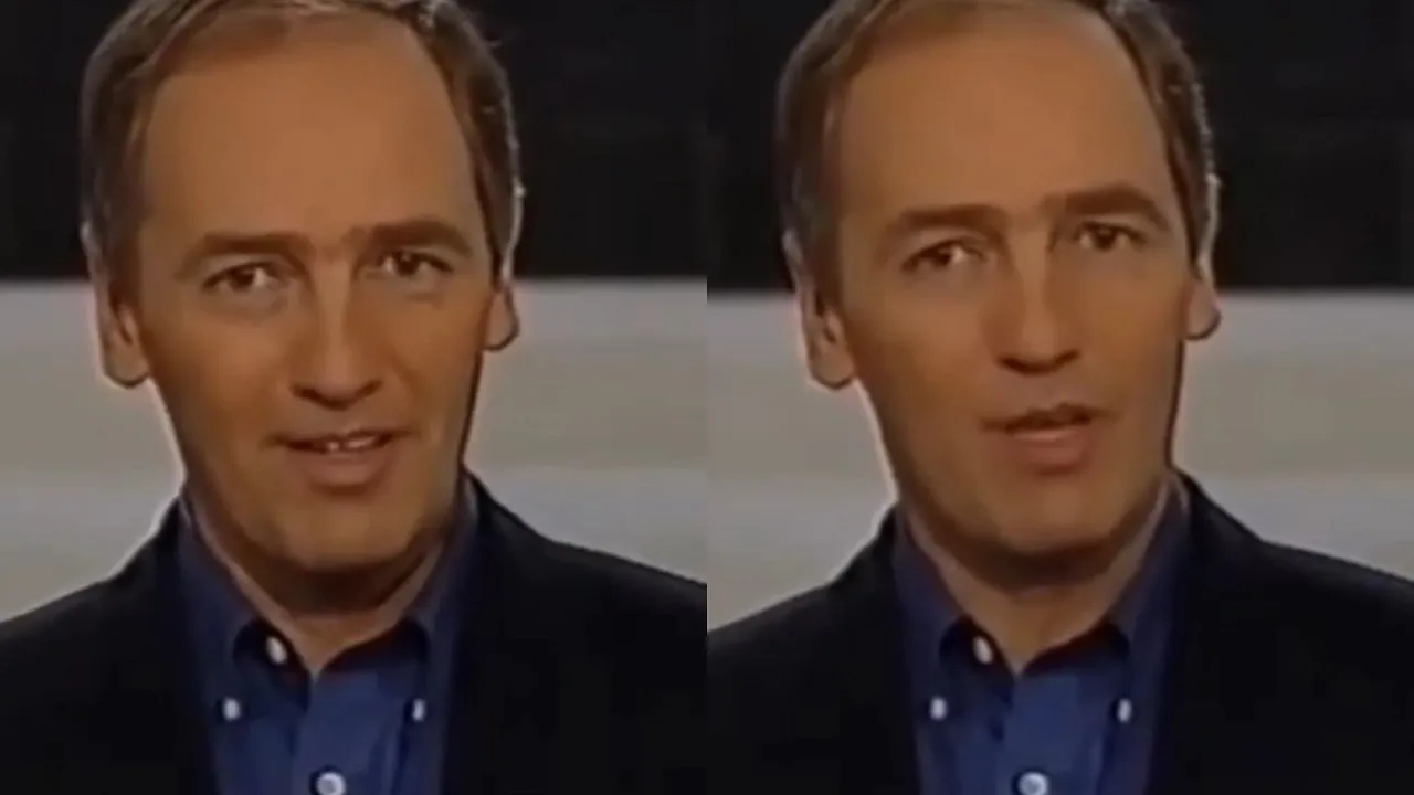 Dwaj mężczyźni w garniturach, jakby z Familiady, zastanawiają się ile lat mają.