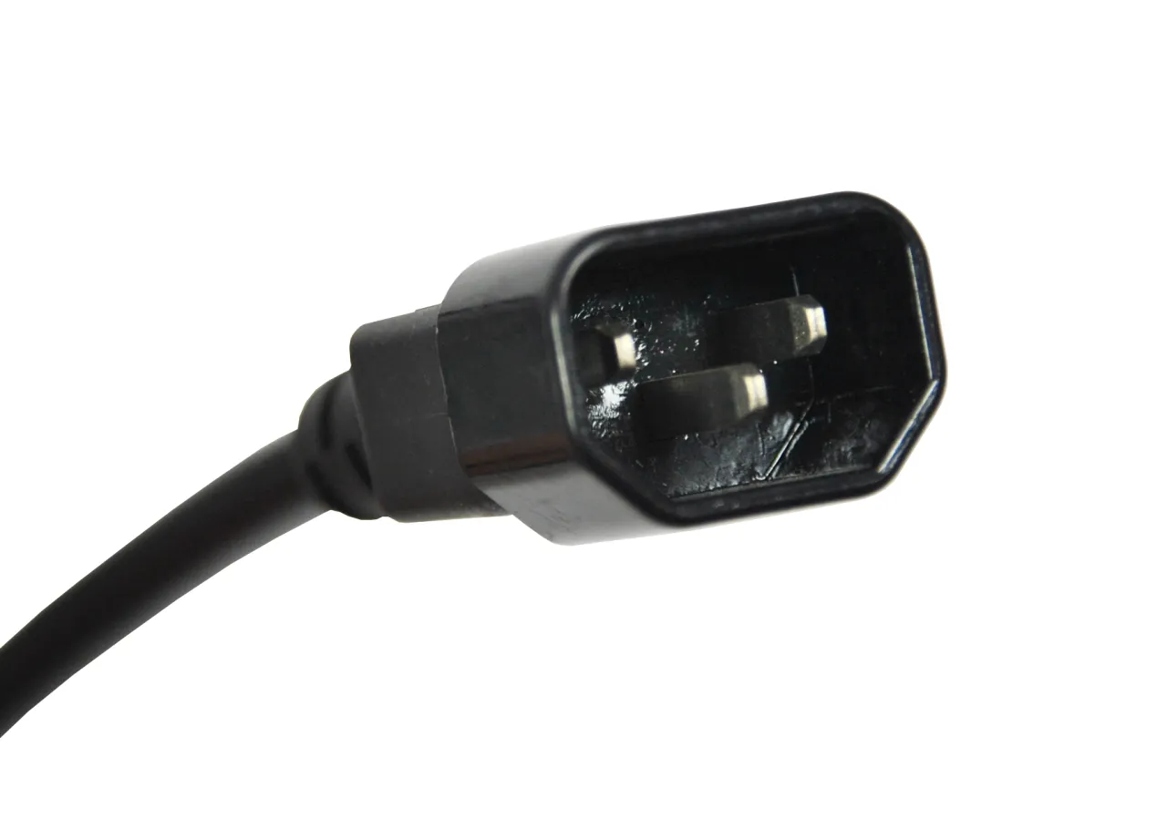 Standard IEC 60320 typy gniazd zasilających