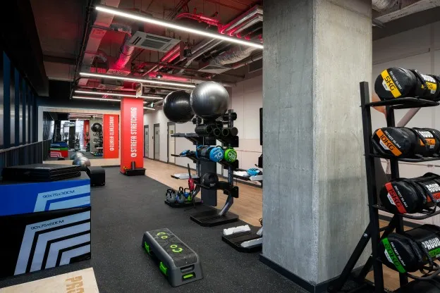 Zdjęcie Fabryka Formy 3 Stawy: Cennik, Opinie, Godziny - Twój Przewodnik