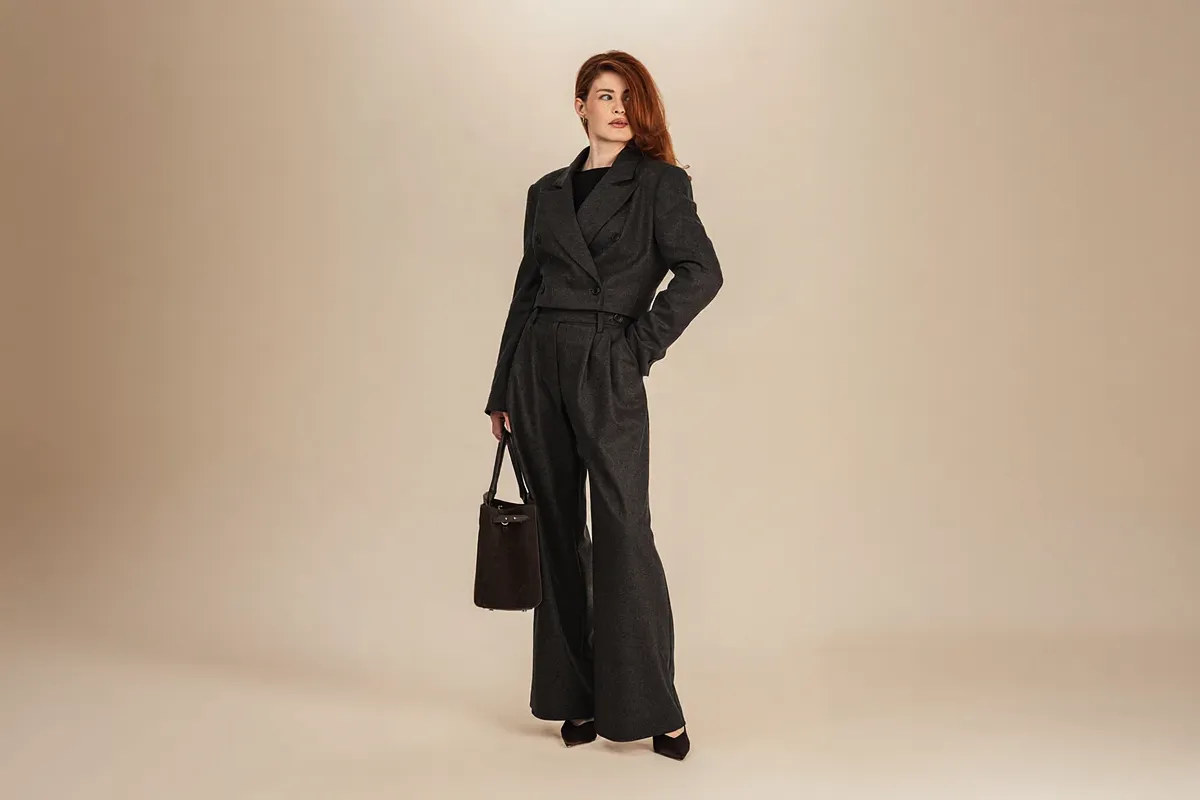 dresy z płaszczem stylizacje marynarką