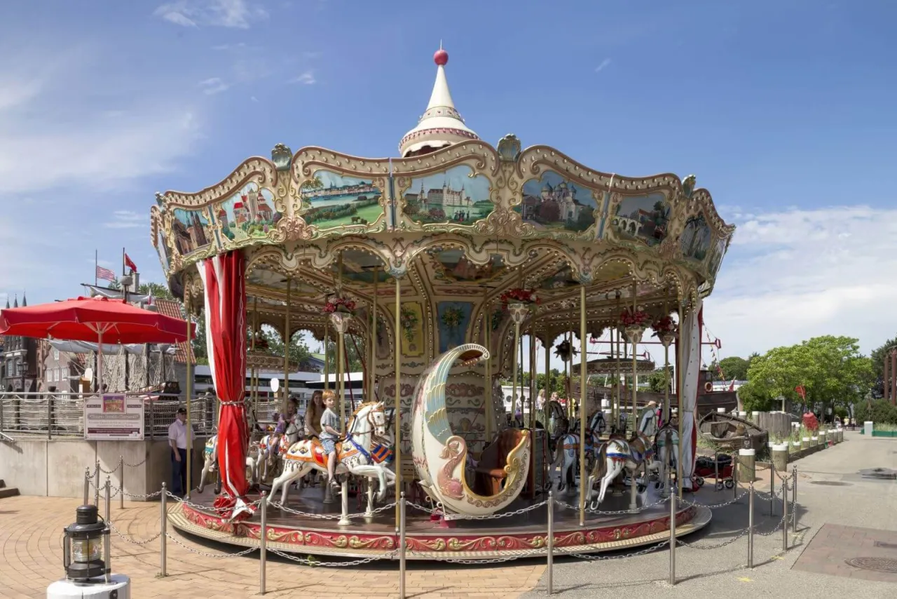 Hansa-Park Das Zeit-Karussell nostalgisch