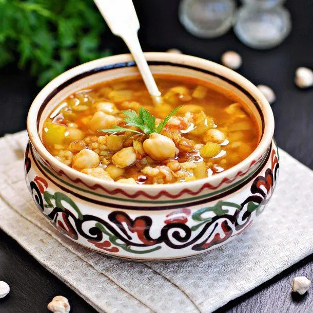 dania z soczewicy ciecierzycy