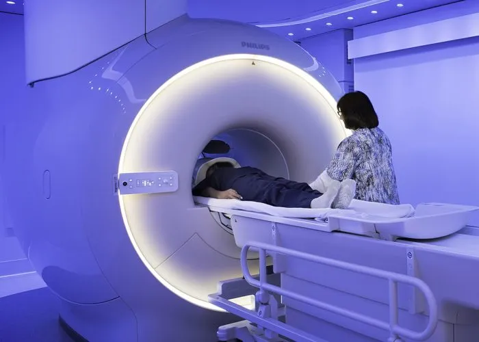rezonans magnetyczny MRI