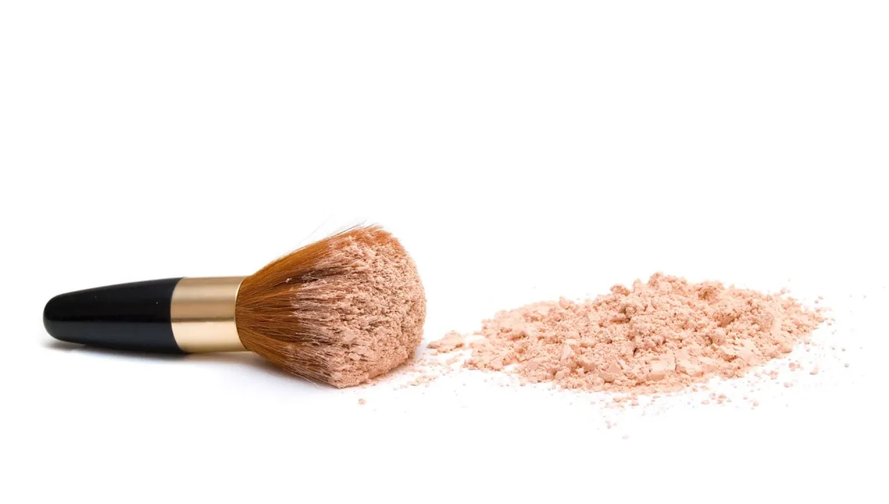 technika bakingu makijaż