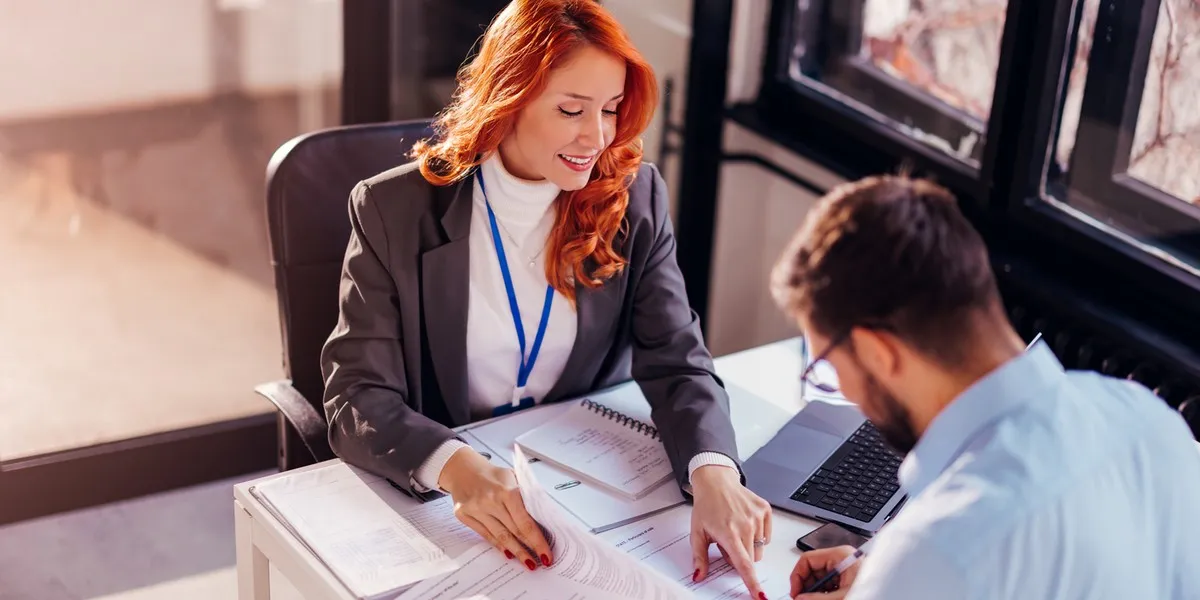 rozmowa biznesowa logistyka umowa