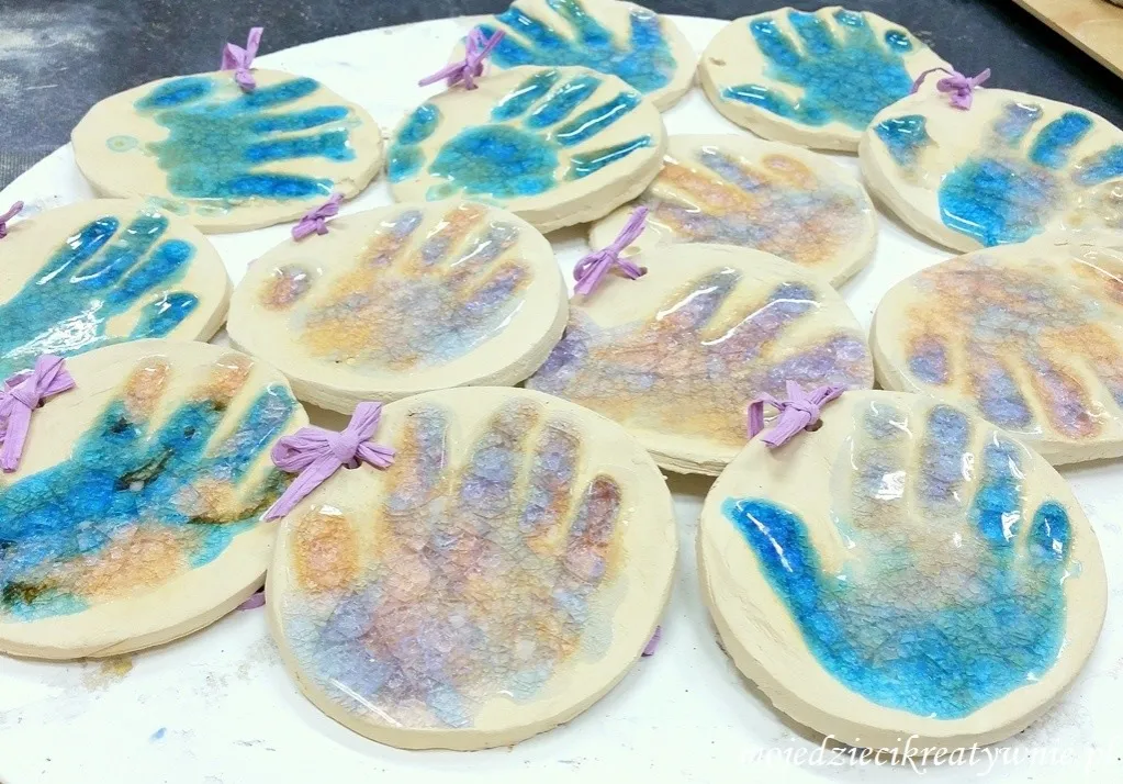 odcisk dłoni dziecka masa solna