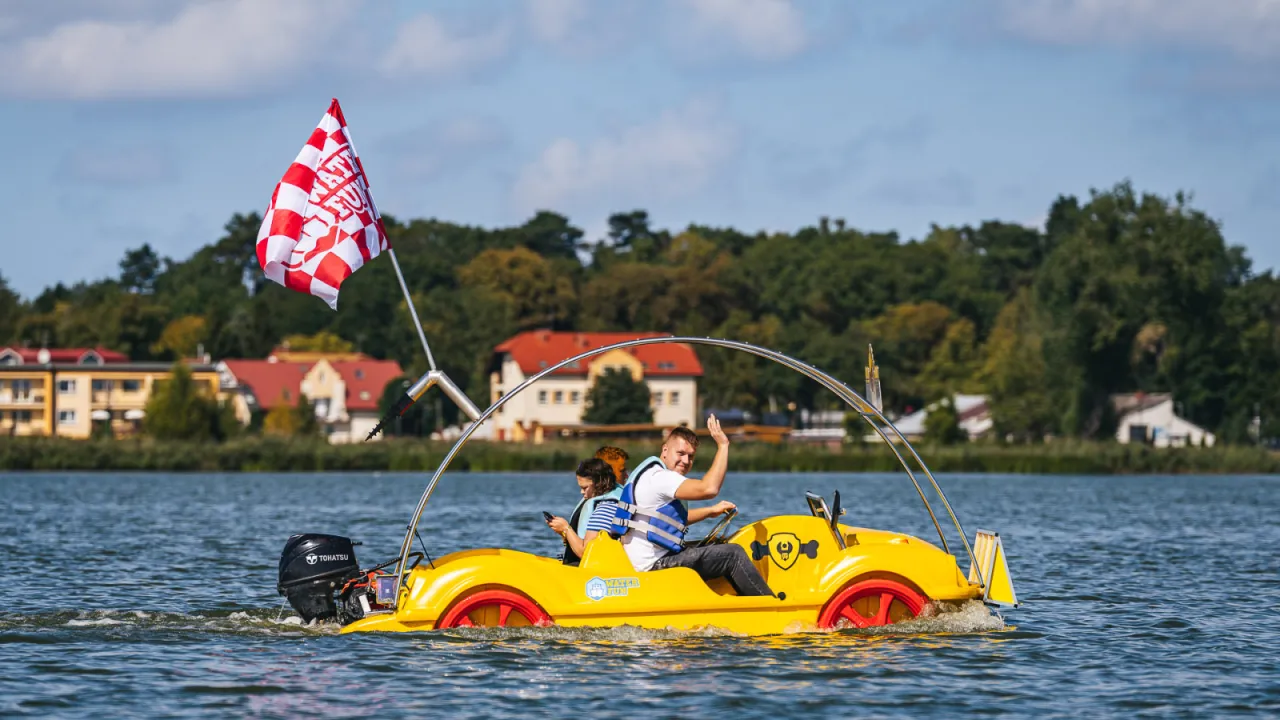 jezioro jamno sporty wodne kajaki sup