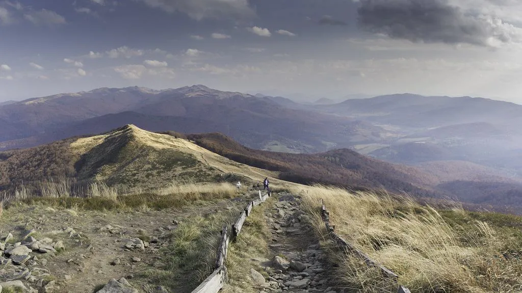 Bieszczady widok na połoniny szlaki turystyczne