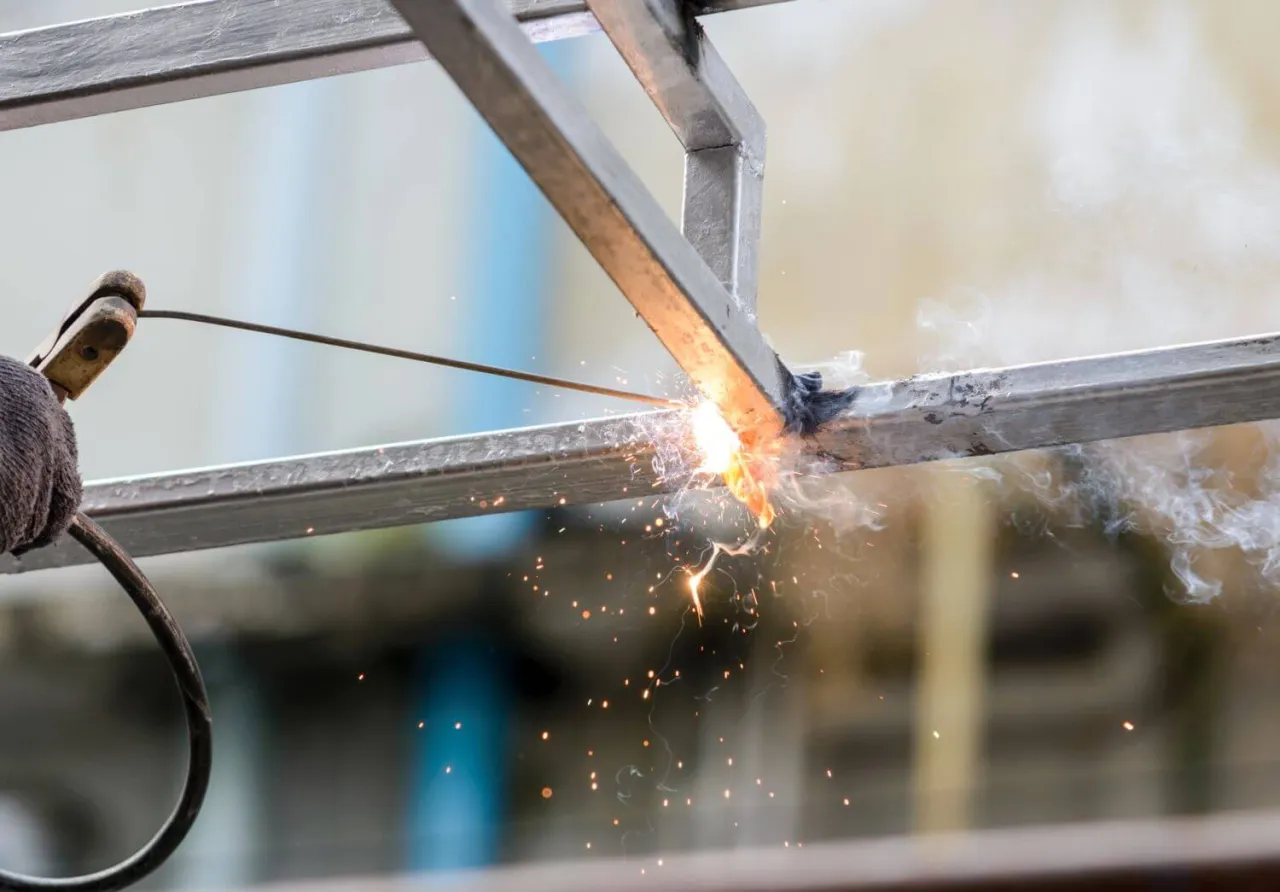 Znaczenie prawidłowego spawania w budownictwie