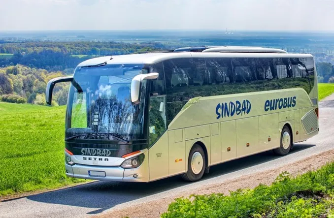 Zdjęcie Czy autokary Sindbad mają WiFi? Sprawdź, co musisz wiedzieć!