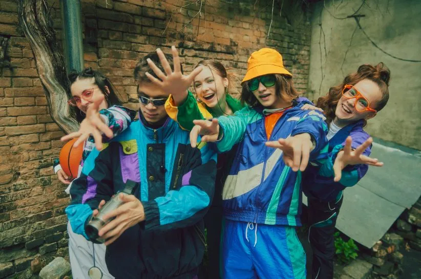 Moda PRL stylizacje na imprezę