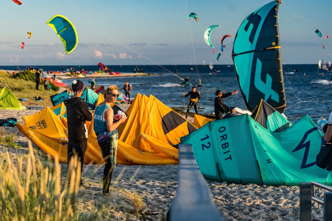 rodzaje latawc&oacute;w kitesurfingowych por&oacute;wnanie