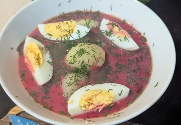 dodatki do botwinki jajko ziemniaki koperek