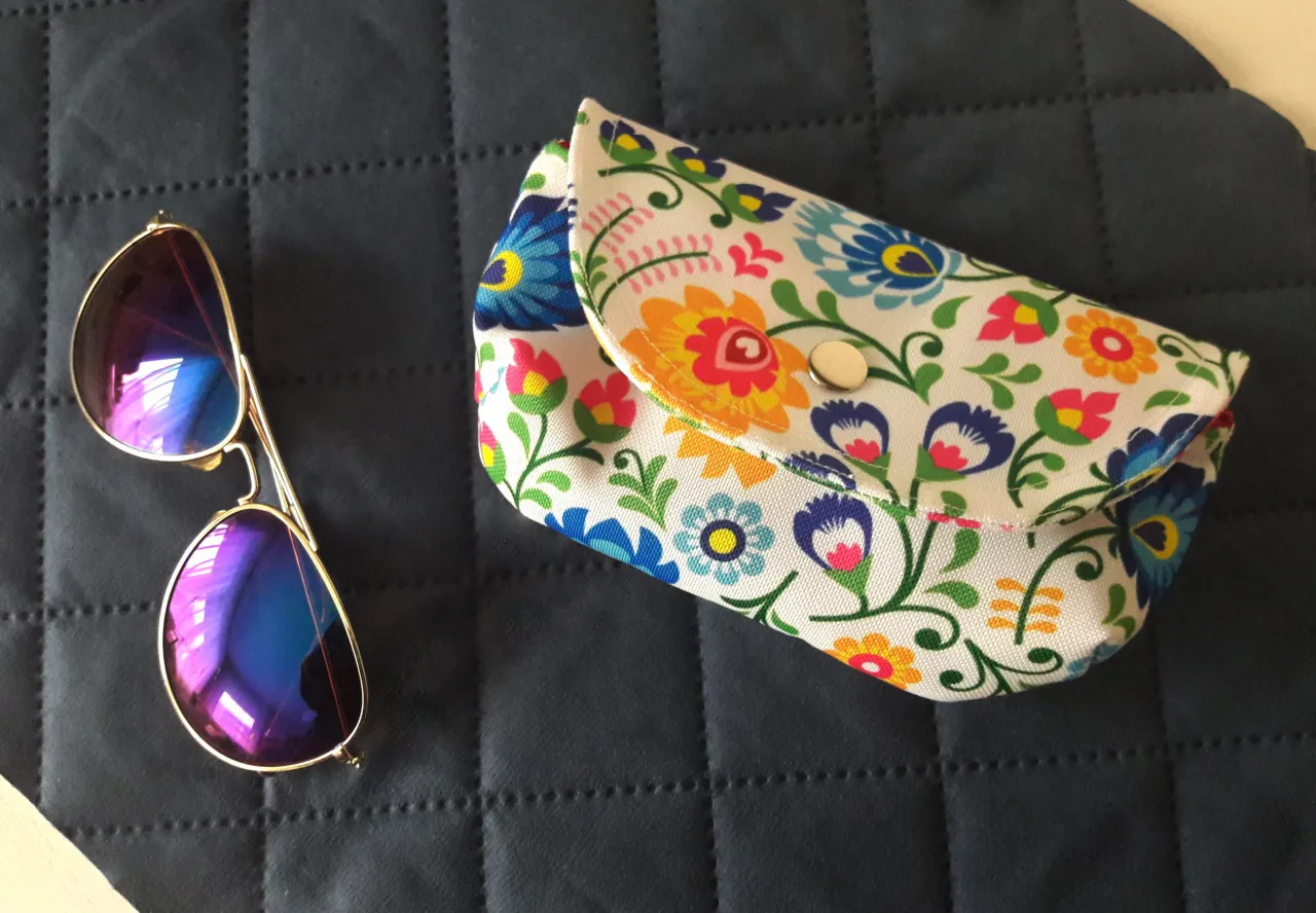 kreatywne wykorzystanie starych okular&oacute;w DIY