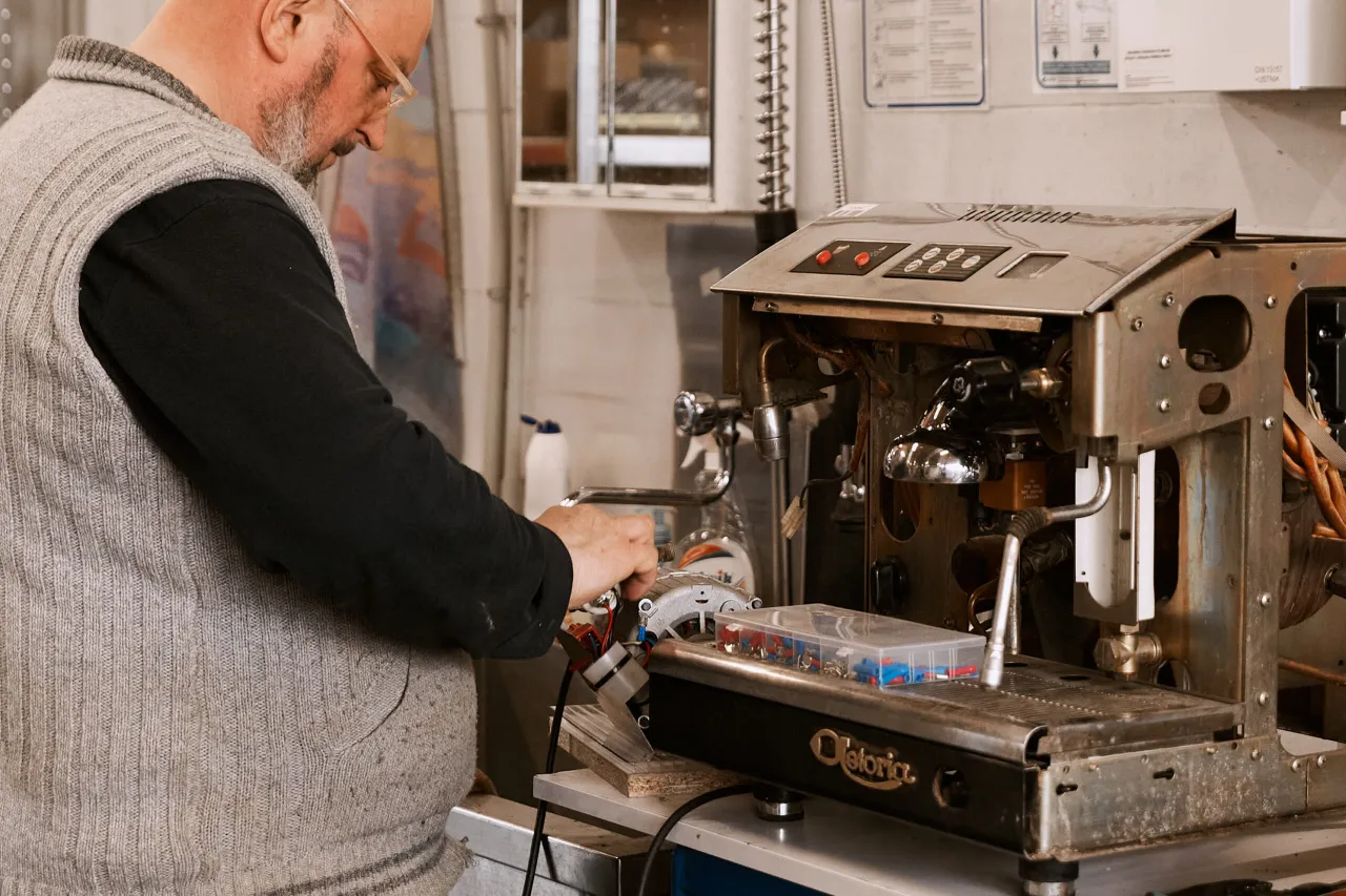 Pierwszy ekspres do kawy Angelo Moriondo 1884