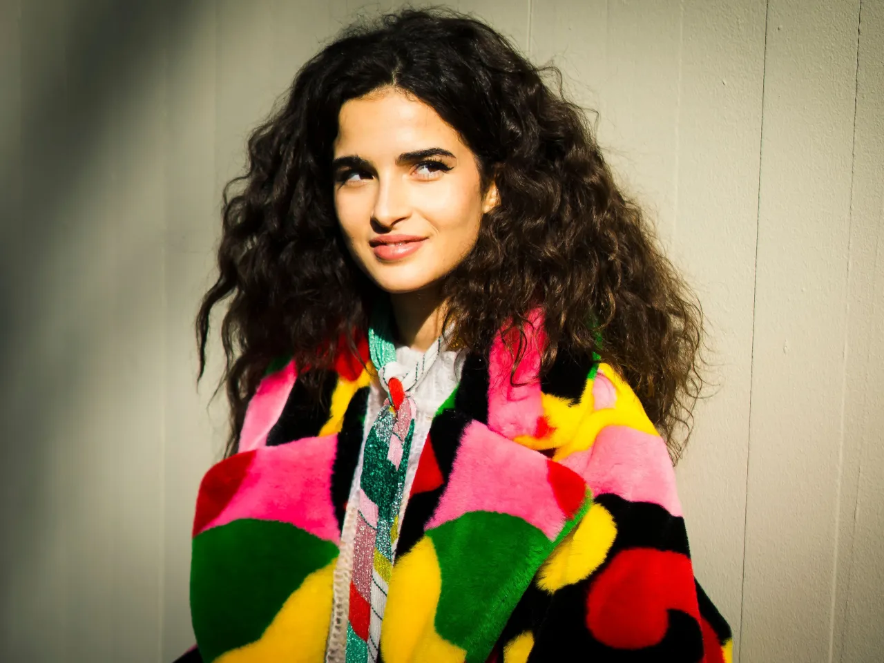 Lange Frisuren f&uuml;r dickes Haar mit Stufen