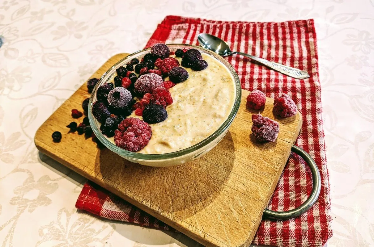 słodkie desery i śniadania z kaszy jaglanej