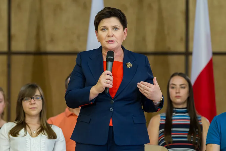 Zdjęcie Ile lat ma Beata Szydło? Zaskakujący wiek byłej premier!