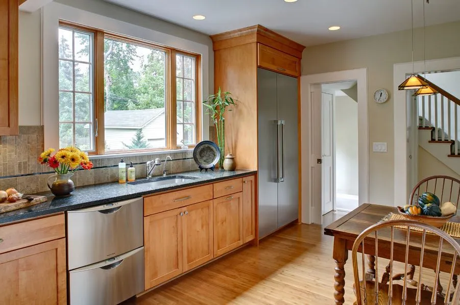 Zdjęcie Gdzie lodówka w kuchni - unikaj najczęstszych błędów przy ustawieniu