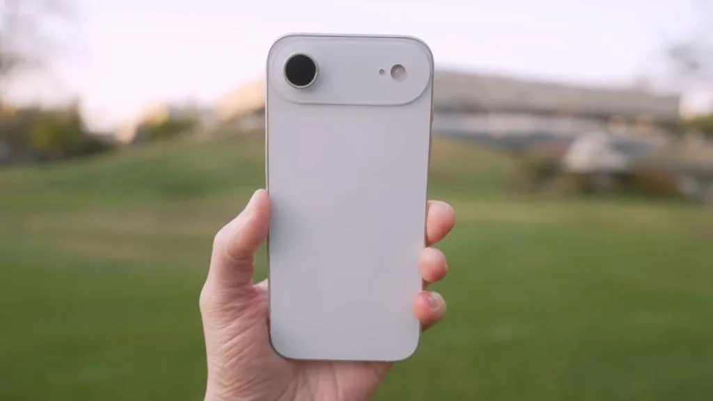Zdjęcie Jak sprawdzić stan baterii AirPods i uniknąć nieprzyjemnych niespodzianek