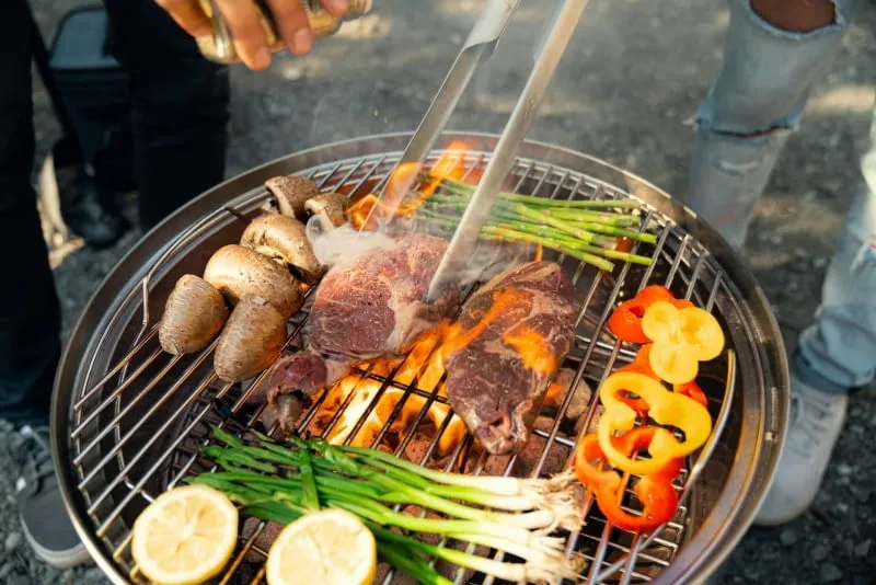 Zdjęcie Jak zrobić grilla ogrodowego: 8 kroków do idealnego BBQ