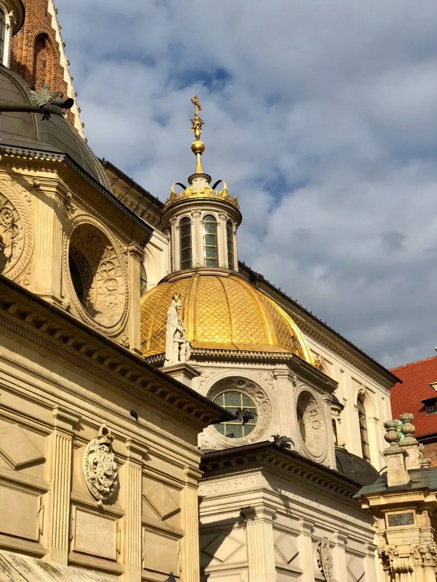 Zdjęcie Sanktuaria w Warszawie - odkryj ich historię i duchowe znaczenie