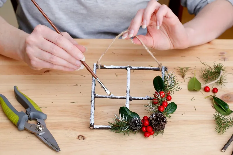 Zdjęcie Najprostsze sposoby jak zrobić ozdoby świąteczne krok po kroku - inspiracje DIY