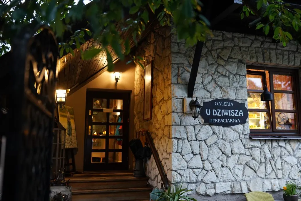 Zdjęcie Najlepsze lokale gdzie zjeść w Kazimierzu Dolnym: 8 sprawdzonych restauracji