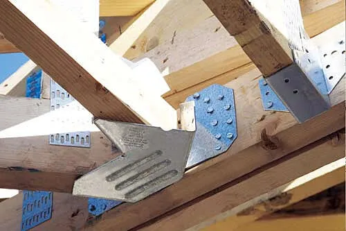 Zdjęcie Łączniki do krokwi: rodzaje i zastosowanie w konstrukcjach dachowych